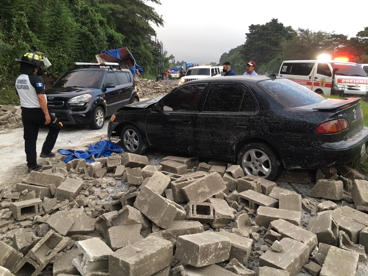 Accidente de tránsito deja dos muertos y varios heridos en carretera a ...