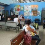 VIDEO | Centro de Salud de Santa Lucía Cotzumalguapa lleva tres semanas sin vacunas