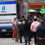 Giammattei asegura que en 15 días vacunarán a un millón de personas y que en agosto se regresará a clases presenciales