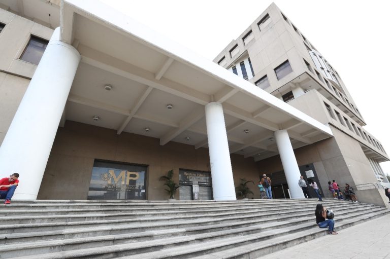 Absuelven a seis señalados en el caso Chicamán, entre ellos un diputado de la UNE