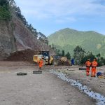 Rescatistas continúan por segundo día en busca de víctimas por un derrumbe en Tajumulco