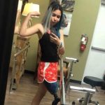 La historia de una joven a la que un tiburón le devoró una pierna