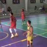 Video: Balacera siembra el terror en pleno juego de baloncesto
