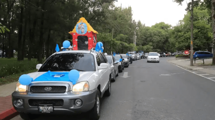 Llevan a cabo caravana pro vida