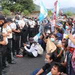 VIDEO | Alcaldía indígena de Palín, Escuintla, bloquea por cinco horas ruta al Pacífico