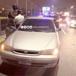 En pleno tráfico, hombre estaciona su vehículo sobre el puente El Incienso y se lanza al vacío
