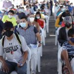 Giammattei resalta que Guatemala ya vacunó a 27% de la población pero con esquema completo no se supera el 7%
