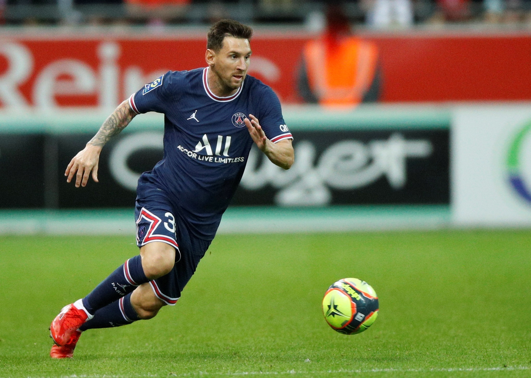 Debut de Messi: PSG gana 2-0 con doblete de Mbappé