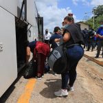 “No queremos regresar”: el dramático relato de migrantes deportados de EE. UU. que llegan al El Ceibo