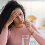 Por qué no debemos tomar paracetamol para combatir la resaca (y qué alternativa es mejor)