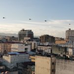 Sobrevuelo de helicópteros y avionetas militares sorprende a capitalinos y esto dice el Ejército