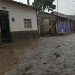 Fuerte lluvia en el país causa inundaciones y en las últimas horas se reportan más de 30 mil afectados