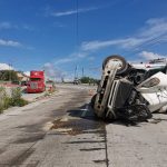 Tráiler accidentado obstaculiza el paso en la ruta al Atlántico hacia la capital