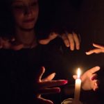 La salvaje violencia contra las brujas: el antiguo feminicidio que aún sucede en nuestros días
