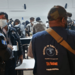 Más de 100 personas son encontradas bailando y bebiendo en local de la zona 10