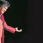 Joaquín Muñoz ahora asegura que Juan Gabriel sufrió caída durante reciente sismo en México y se golpeó la cabeza y cadera