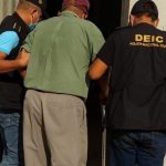 Hombre habría abusado sexualmente de una niña de 14 años y la amenazaba con sacarla de la casa