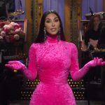 Kim Kardashian en Saturday Night Live: la burla hacia sus hermanas y su divorcio con Kanye West