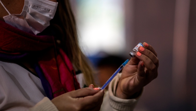 Moderna reafirma que sus dosis contaminadas no presentaban riesgo sanitario