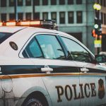 Bebé mata a su madre de un disparo en la cabeza durante una reunión por Zoom