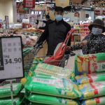 China pide a sus ciudadanos que se aprovisionen de productos esenciales en caso de emergencia