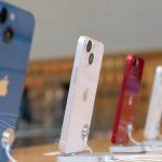 Apple: qué cambia con su anuncio de que dejará reparar algunos dispositivos a cualquier usuario