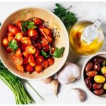 10 consejos alimenticios para mejorar tu salud cardiovascular, según la guía más reciente de la Asociación Estadounidense del Corazón