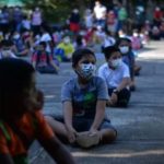 Giammattei explica cómo, según él, será el regreso a clases presenciales para estudiantes de primaria en 2022 por el covid-19