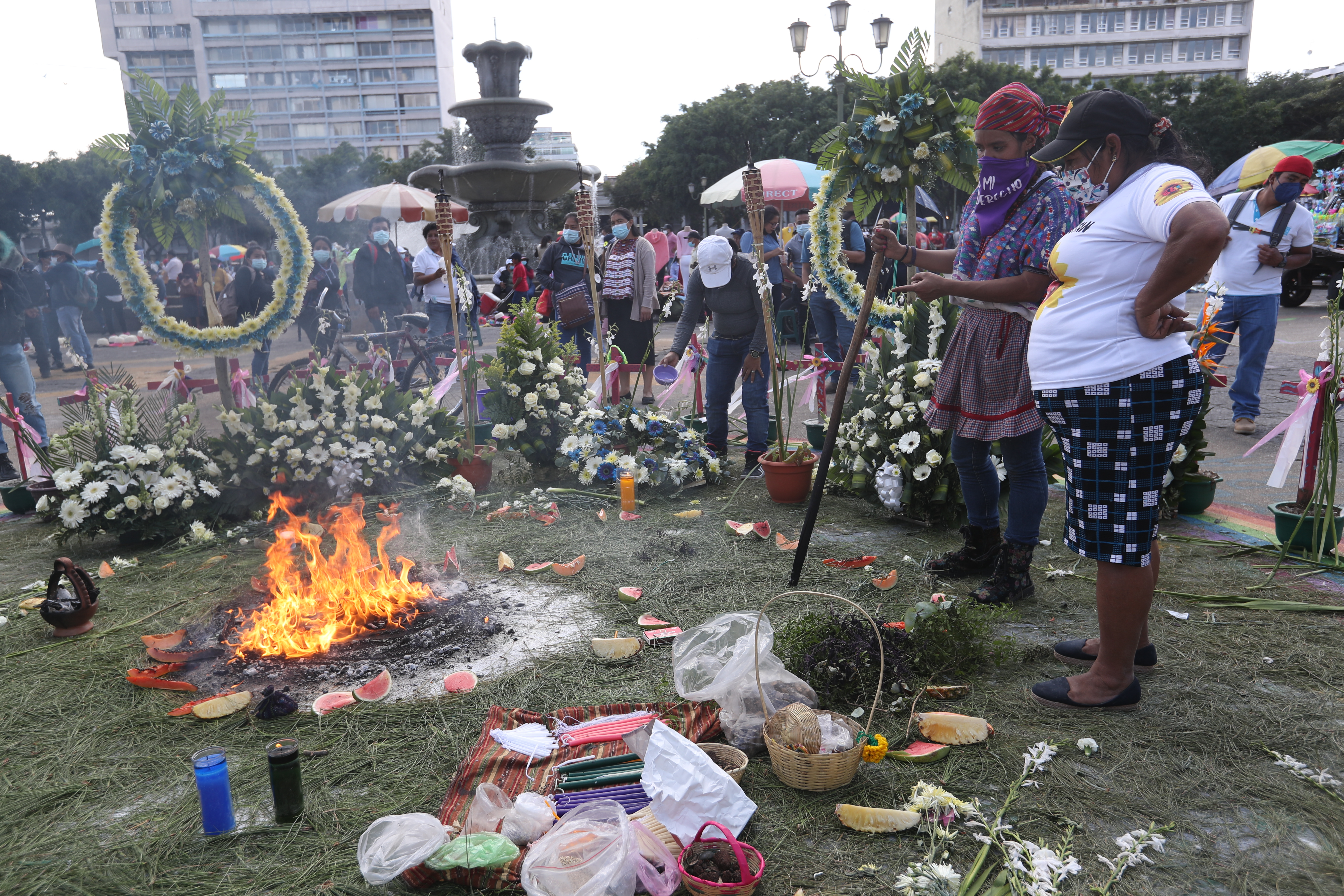 Mujeres se manifiestan en la capital para exigir el cese de la violencia y que se respeten sus derechos
