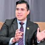 Feci presenta amparos en contra de la CSJ debido a que no retiró el derecho de antejuicio al alcalde de Mixco, Neto Bran
