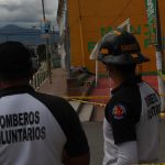 Niño que jugaba partido de futbol presencia el brutal asesinato de sus padres, en San Miguel Petapa