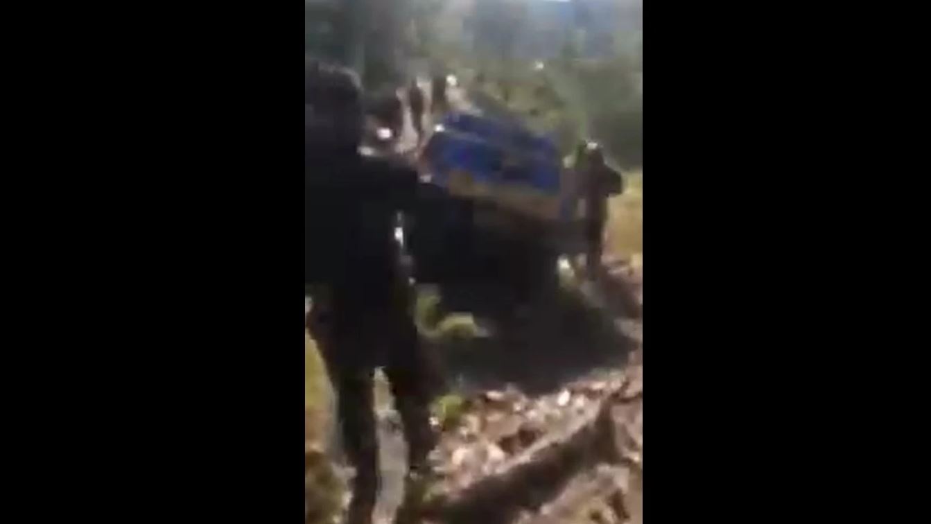 “Una patrulla, muchachos”: Video del rescate de los policías que se accidentaron en Jutiapa