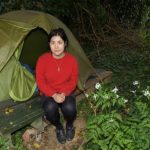 Joven profesora vivió en una carpa dos años, porque su sueldo no le alcanzaba para pagar alquiler en Londres