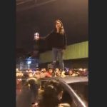 “40 millones de dólares, Andrés. ¿Cuánto valgo?”: mujer protagoniza un escándalo frente a la Plaza El Amate