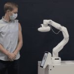 Conoce el robot que puede vacunar sin la necesidad de utilizar agujas