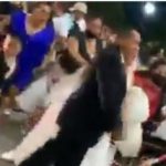 Cámara capta el momento en que la Policía irrumpe en plena boda para capturar al novio por un inédito delito