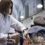 Covid: el debate sobre si la vacunación debe ser obligatoria