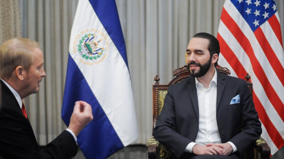 Bukele y Biden: 5 momentos de la creciente tensión entre EE.UU. y El Salvador y cómo afecta a dos aliados históricos