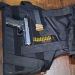 Decomisan armas, municiones y chalecos a presuntos delincuentes capturados en persecuciones