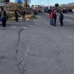 Pobladores de Santa Catarina Ixtahuacán bloquean la ruta Interamericana en repudio por masacre