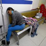 México ofrece regularizar a migrantes que sobrevivieron al accidente de tráiler en Chiapas