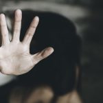 “Me tocaban y no me podía negar”: las niñas forzadas a trabajar en bares y clubs en Nepal