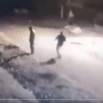 Video: hombre apuñala a su vecino decenas de veces hasta matarlo y luego se fue a dormir tranquilo