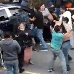 Graban batalla campal entre pilotos en la ruta Interamericana y autoridades tratan de intervenir para evitarla