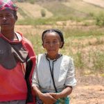 “Cuatro de mis niños murieron de hambre uno a uno, día tras día”: cómo una mujer ayudó a salvar del hambre a toda una aldea en Madagascar