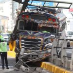 Fotogalería:  Varias personas heridas en aparatoso accidente de un bus en el bulevar Los Próceres