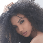 Ex Miss Estados Unidos muere luego de lanzarse desde un edificio en Nueva York