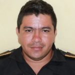 Inacif revela qué provocó la muerte del agente de la PNC cuyo cuerpo fue hallado dentro de su vehículo