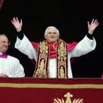 “En las últimas horas se ha producido un agravamiento”: El Vaticano informa sobre el estado de salud del papa Benedicto XVI