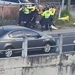 Video: Captan momento de la agresión entre agentes de la PMT de Fraijanes y Santa Catarina Pinula